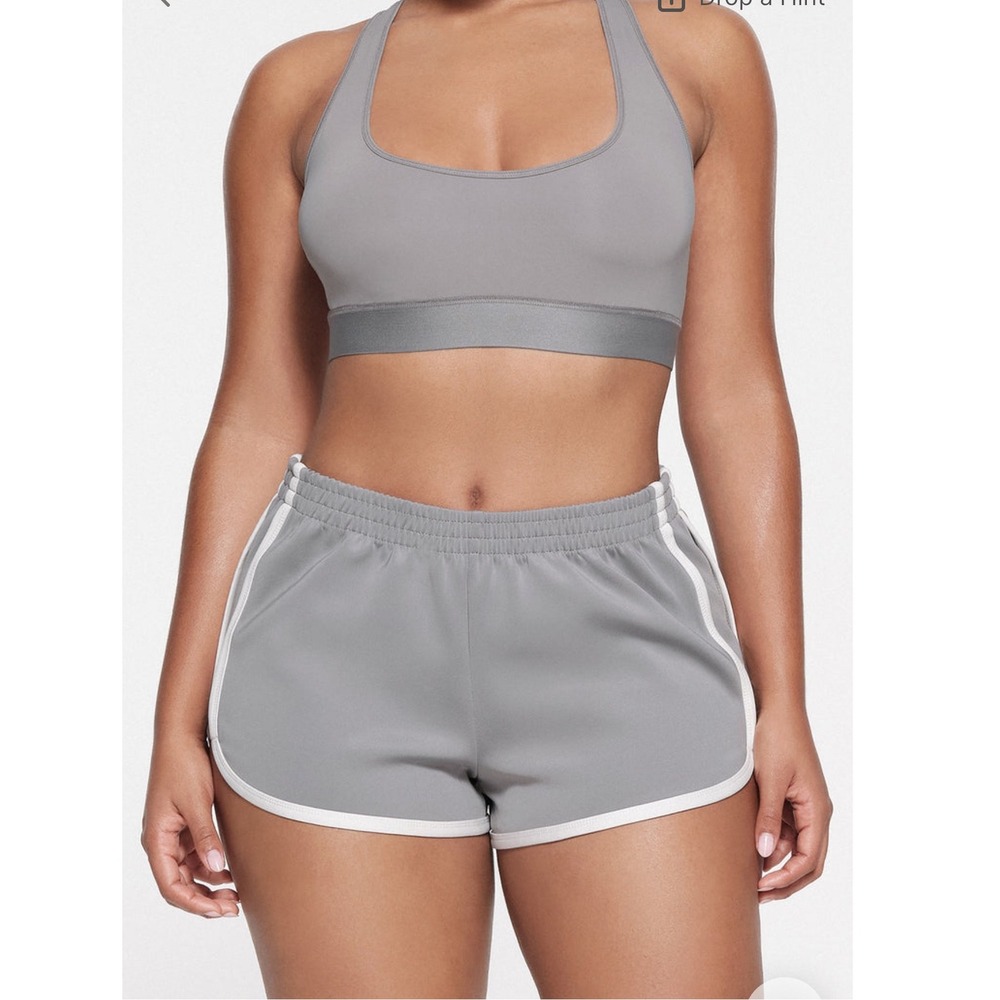 RARE / SOLD OUT/ SKIMS Track‎ Dolphin Shorts  Size L Pacific Gray White Trim